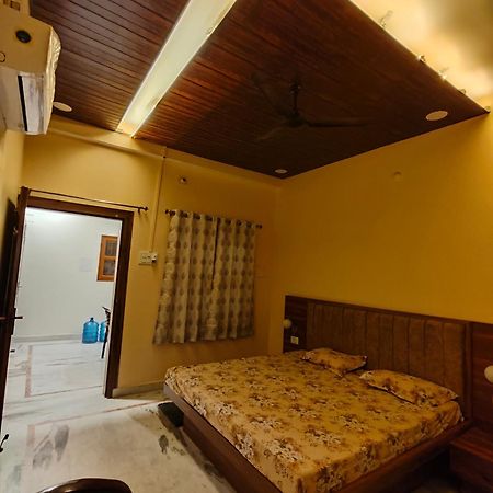 Kashivas - Spacious 2Bhk Near Assi Ghat Bénarès Extérieur photo